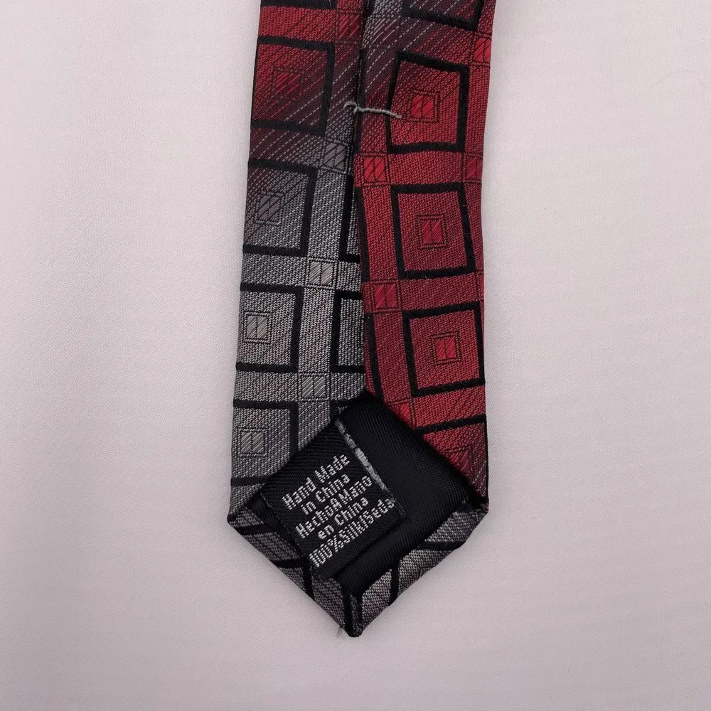 CROFT & BARROW Men's Designer Silk Necktie Red Gray Handmade‎ China 61